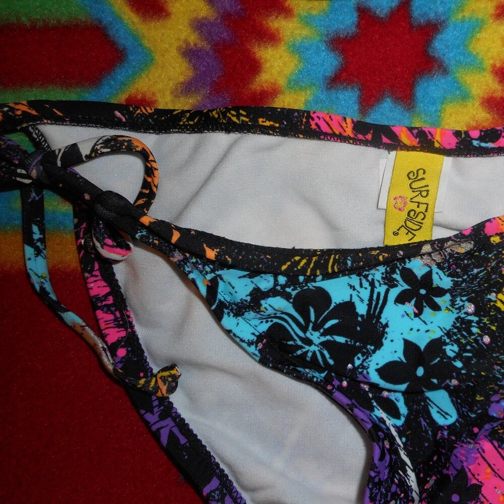 Surfside String Bikini With Removable Padding Top Size: M - Picture 3 of 6